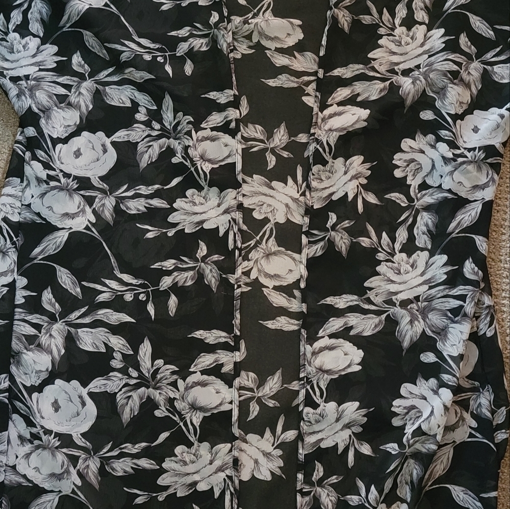 Lida Collection Floral Black and White Sheer Coverup Flowy Vest - Picture 5 of 10